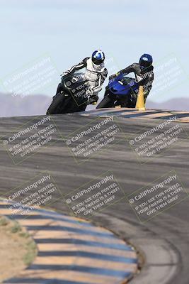 media/Nov-16-2025-Race Pace (Sun) [[8c5fa54630]]/Verified Riders/1-Turns 9 and 10 (925am)/